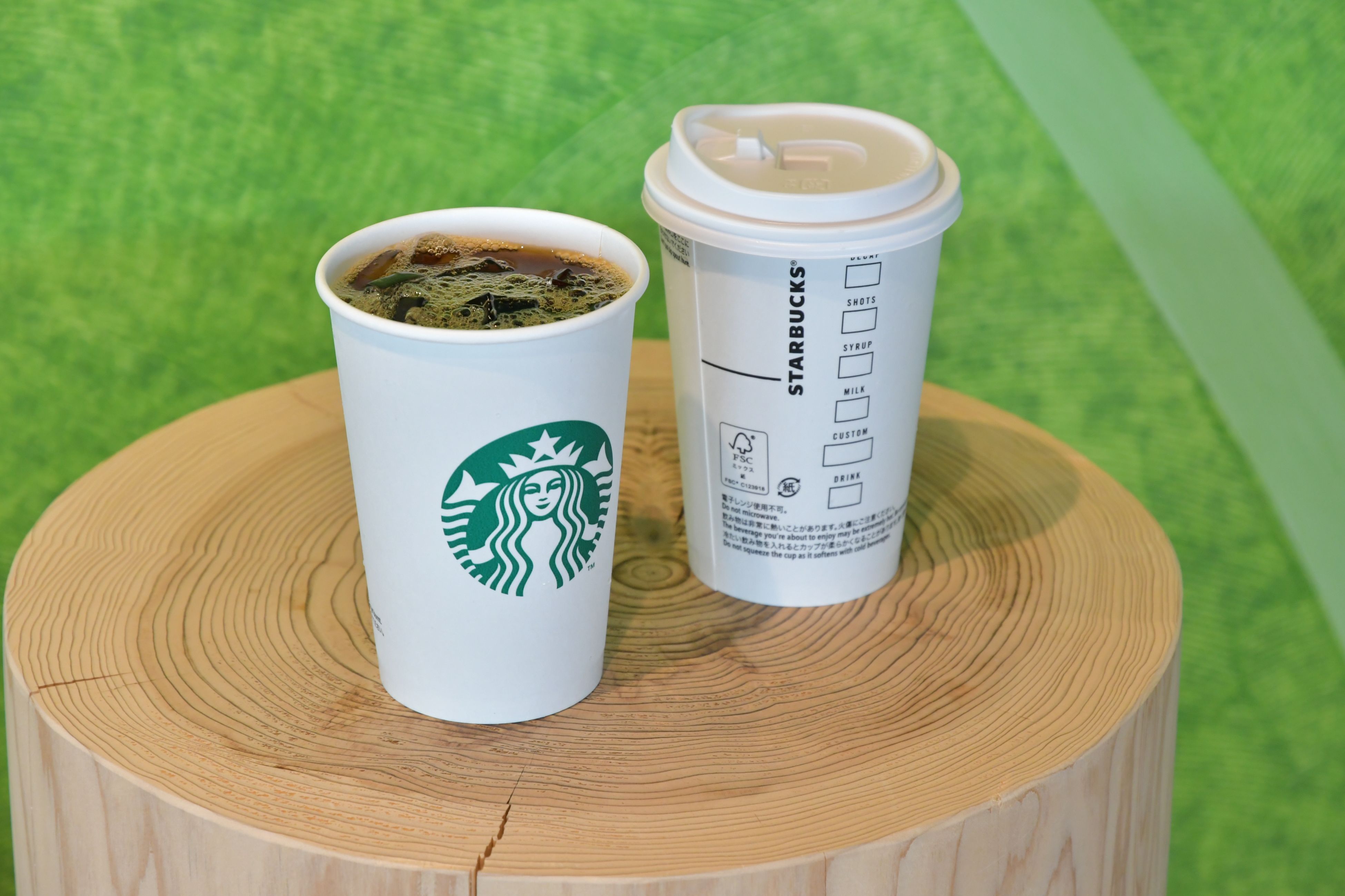 Fsc 認証紙カップとストロー不要の新リッド採用で プラスチック削減に大きく貢献 スターバックス国内103店舗で年11月より 一部アイスビバレッジに導入開始 翌年2月に全店舗に拡大を予定 スターバックス コーヒー ジャパン