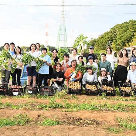 コーヒーの豆かすがつなぐ、人と地域。高校生、農家さんと育てる野菜がつくる地域の未来。（神奈川県・藤沢市）